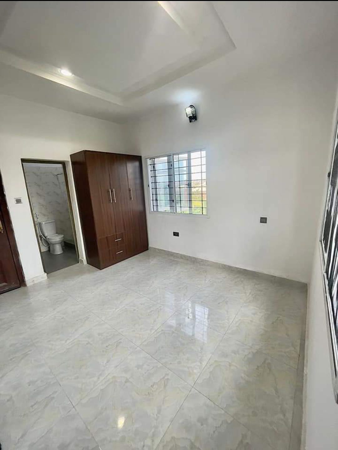 Fresh self-contained Apartment