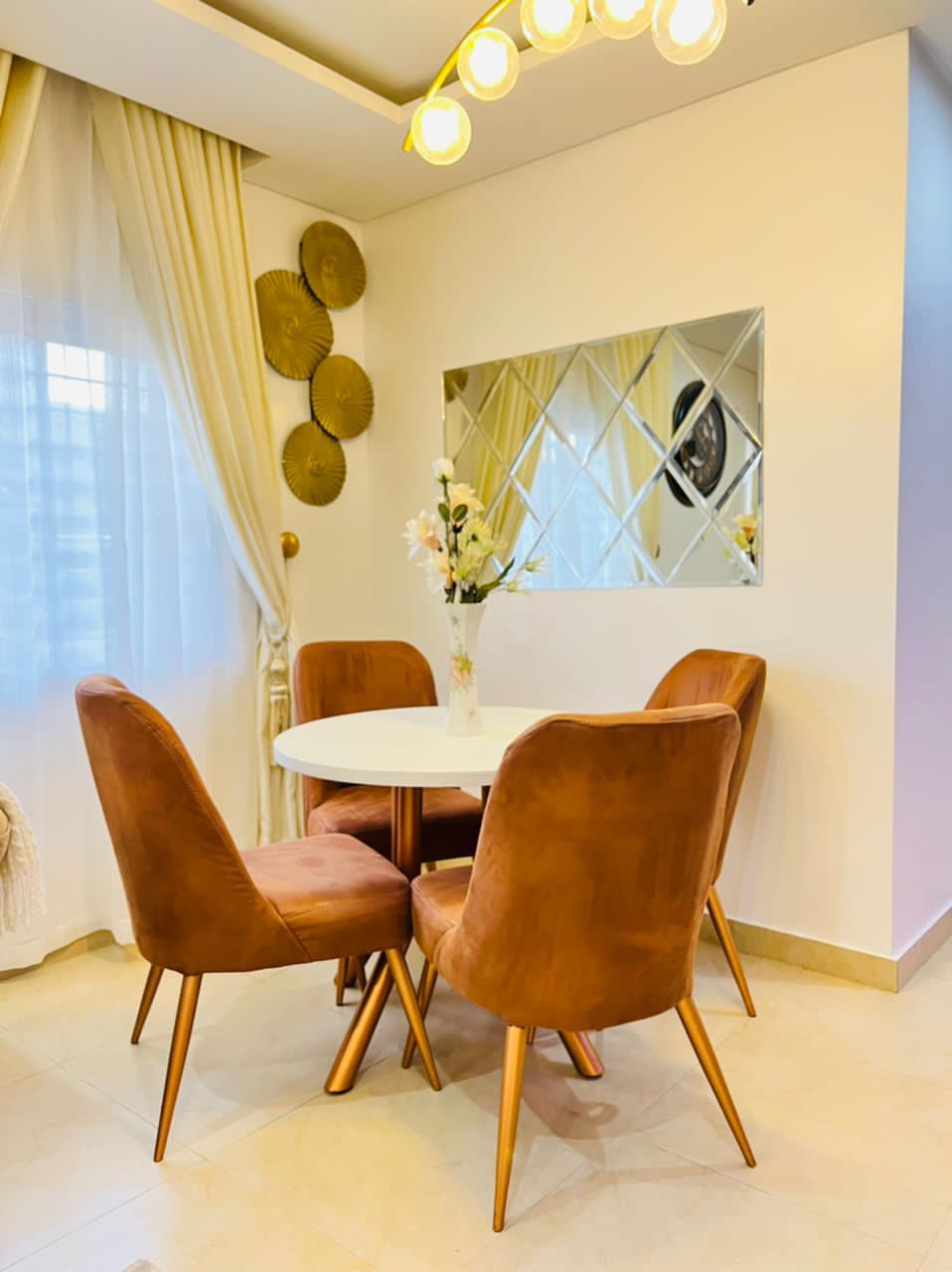 Shortlet Service Apartment in an Exotic Villa at Admiralty way (Call 08036128941)