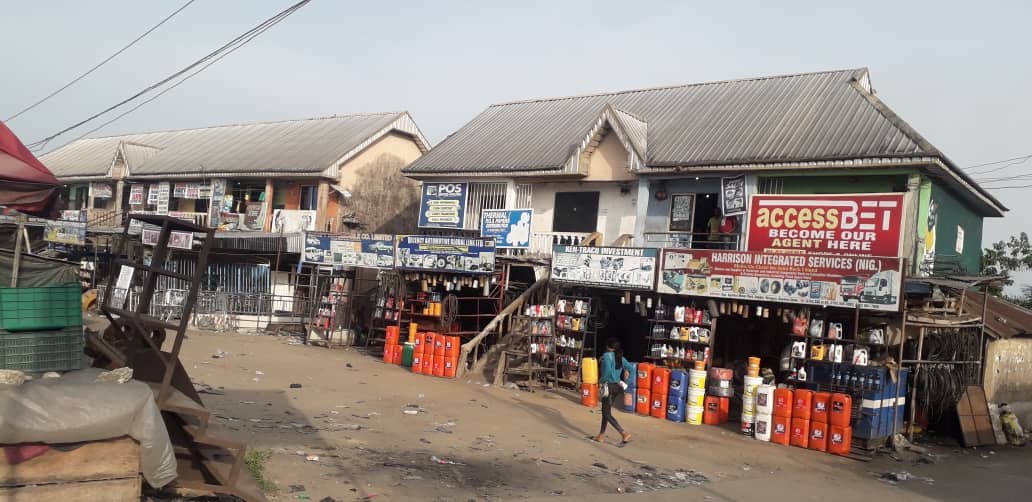 FOR SALE – A Property (20 plots of land) at the Famous Tombia Round-about, Yenagoa (Call 08036777252)