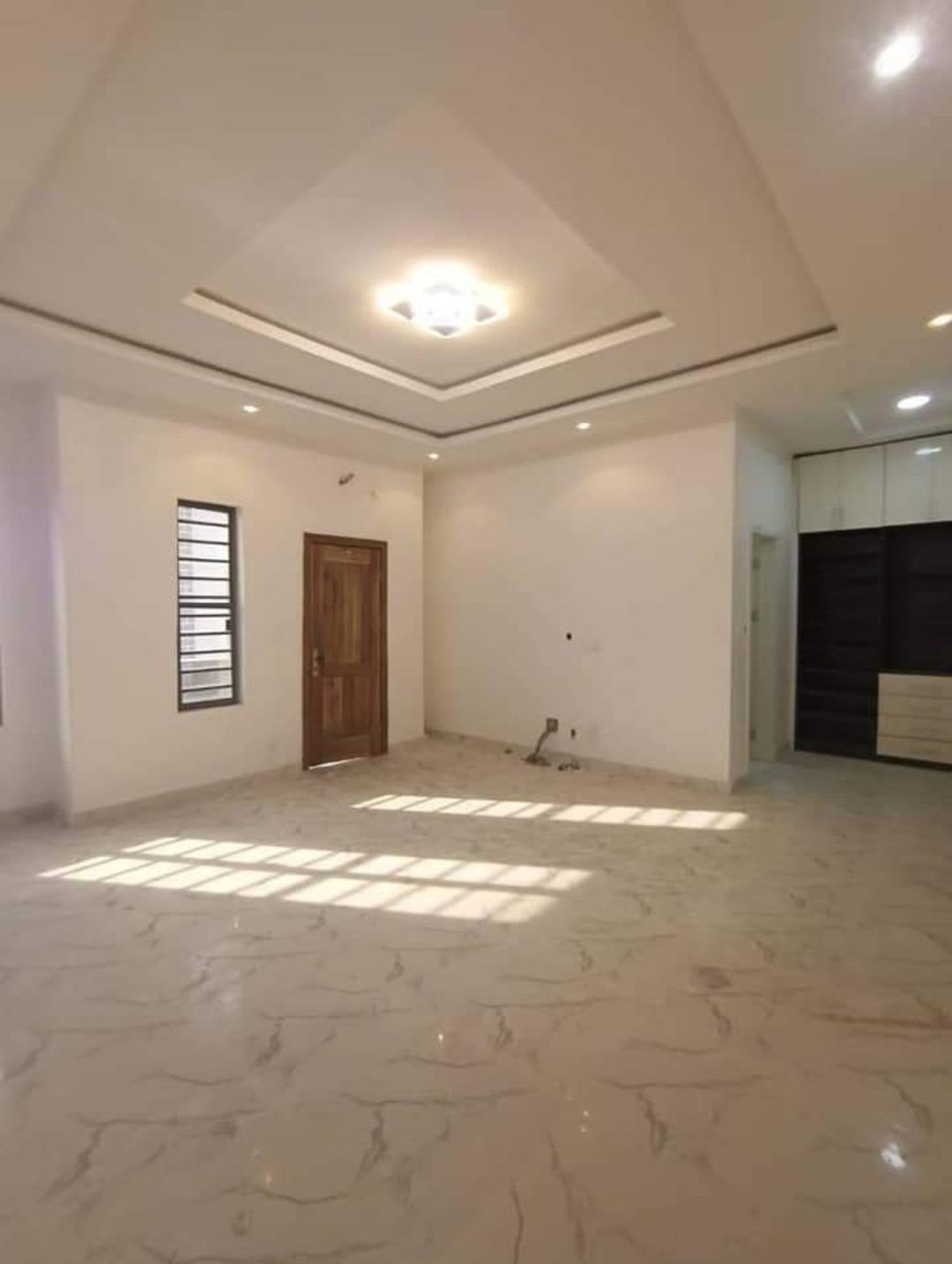 Sharp Standard 3Bedroom