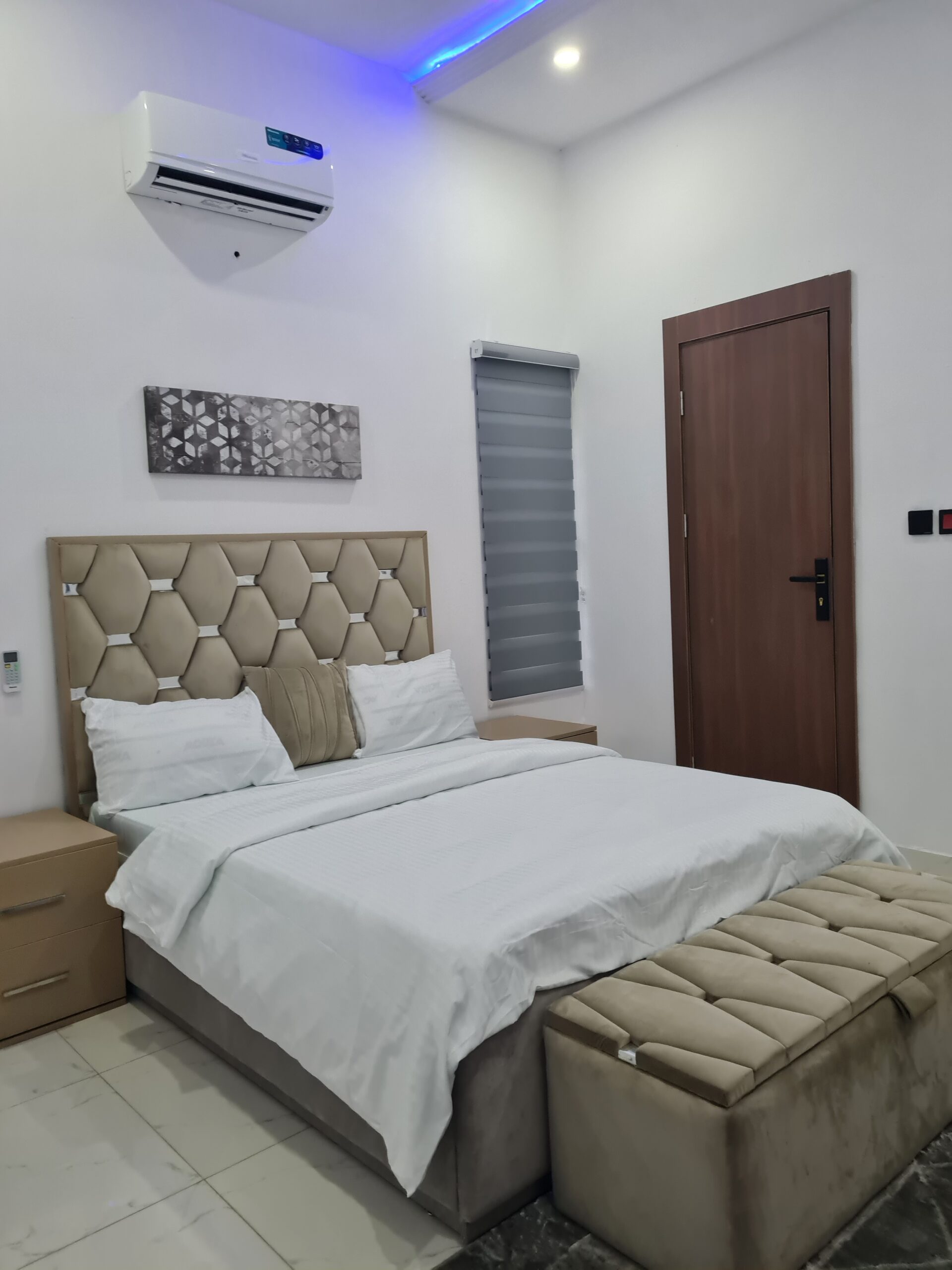 Newly built 4 bedroom duplex