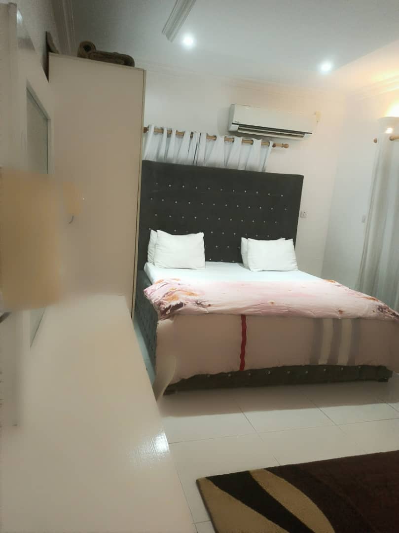 Furnished 2bedrooms flat for rent at banana island ikoyi Lagos