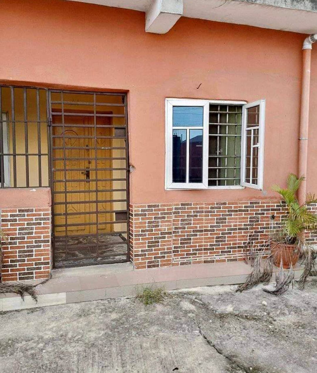 2Bedroom Flat