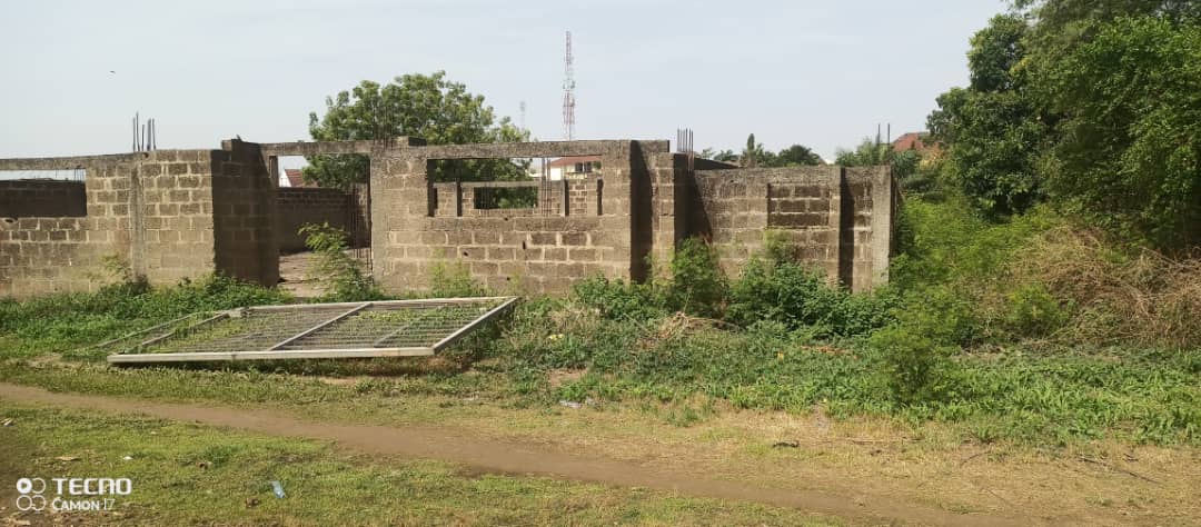 1.5hectares of bare land and a building (open space supermarket) inside Games Village, Abuja available for immediate sale.