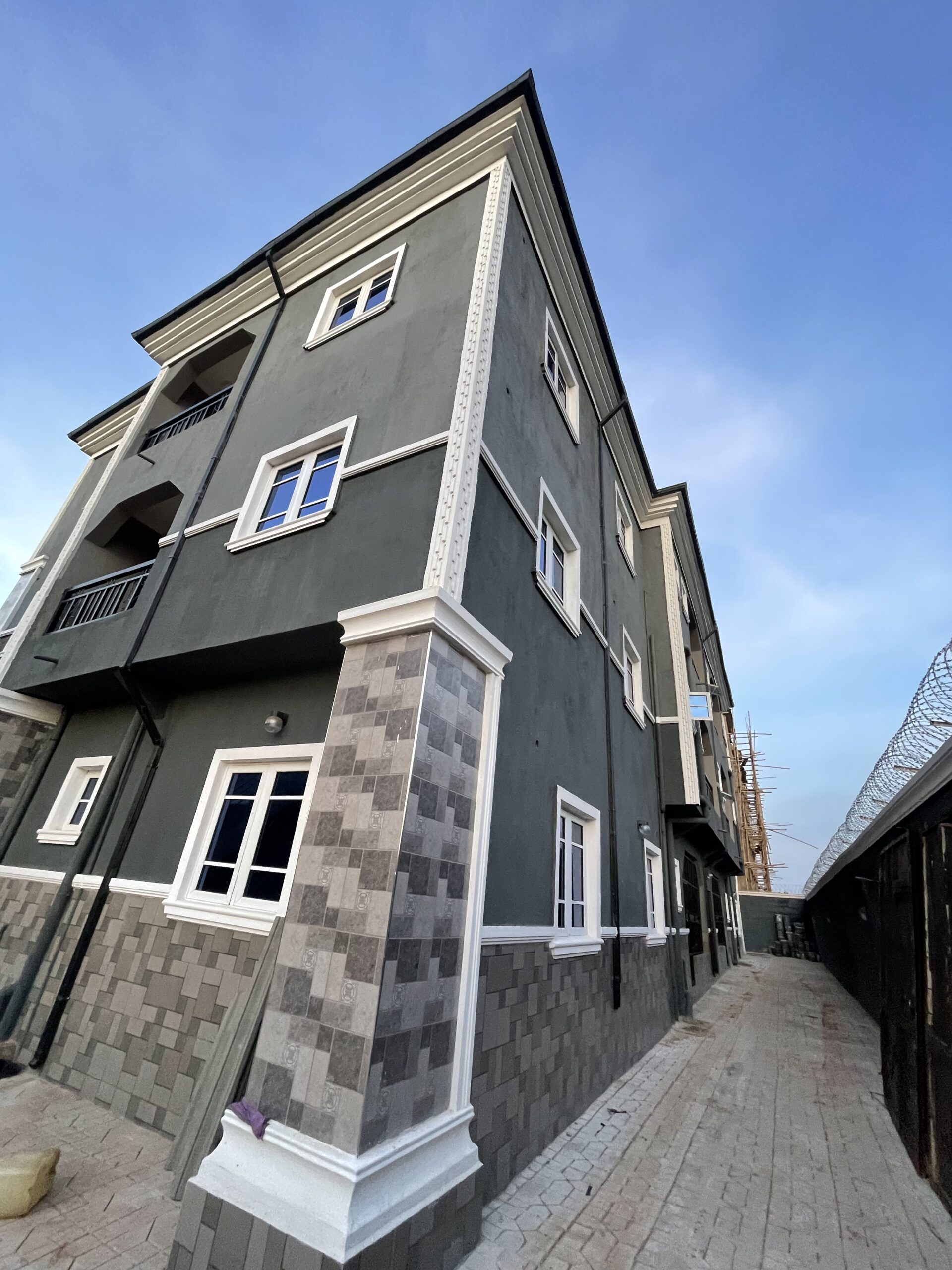 Luxurious Standard Three Bedroom Flat To Let / For Rent at Okpuno , Awka Anambra State