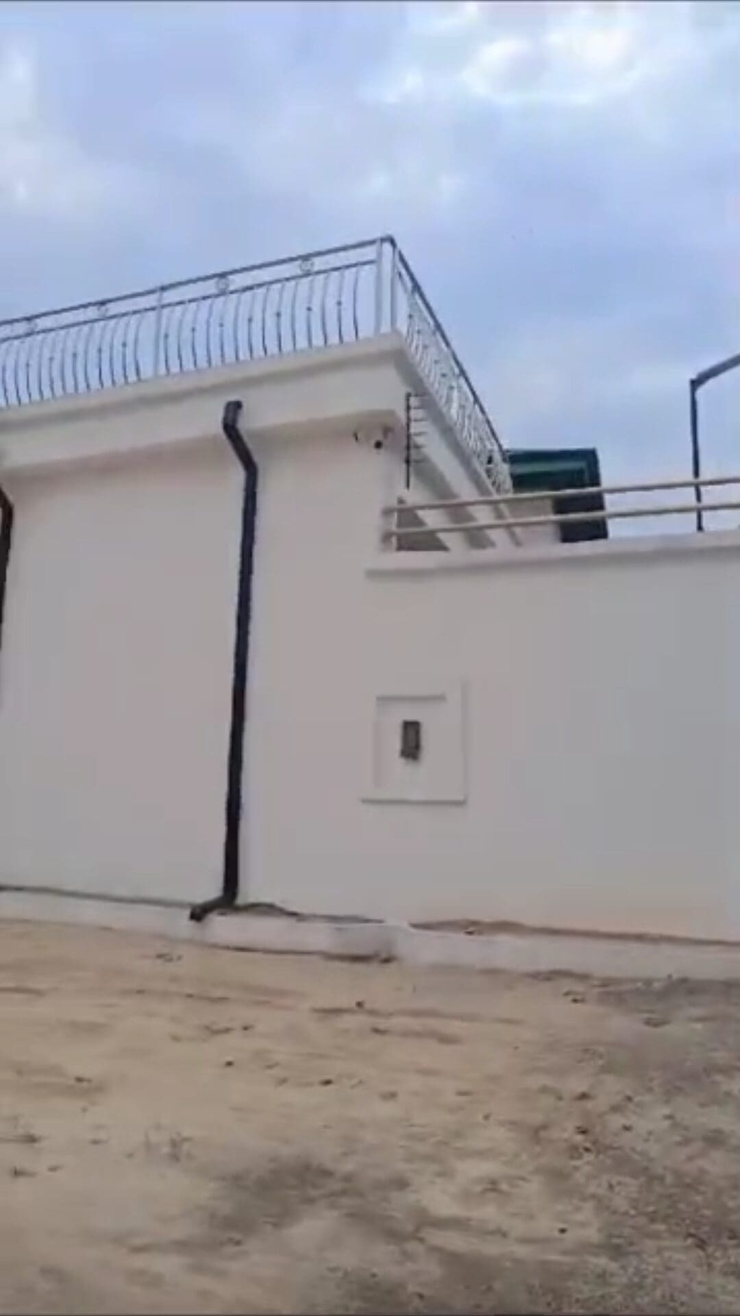American standard fully furnished 4 bedrooms duplex at new Owerri, Imo State (Call 08030921218)