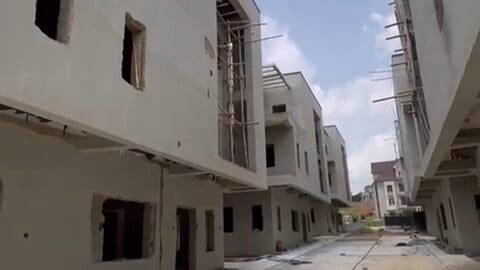 4 Bedroom Fully detached duplex with BQ for Sale at Mabushi (Call 08061680154)